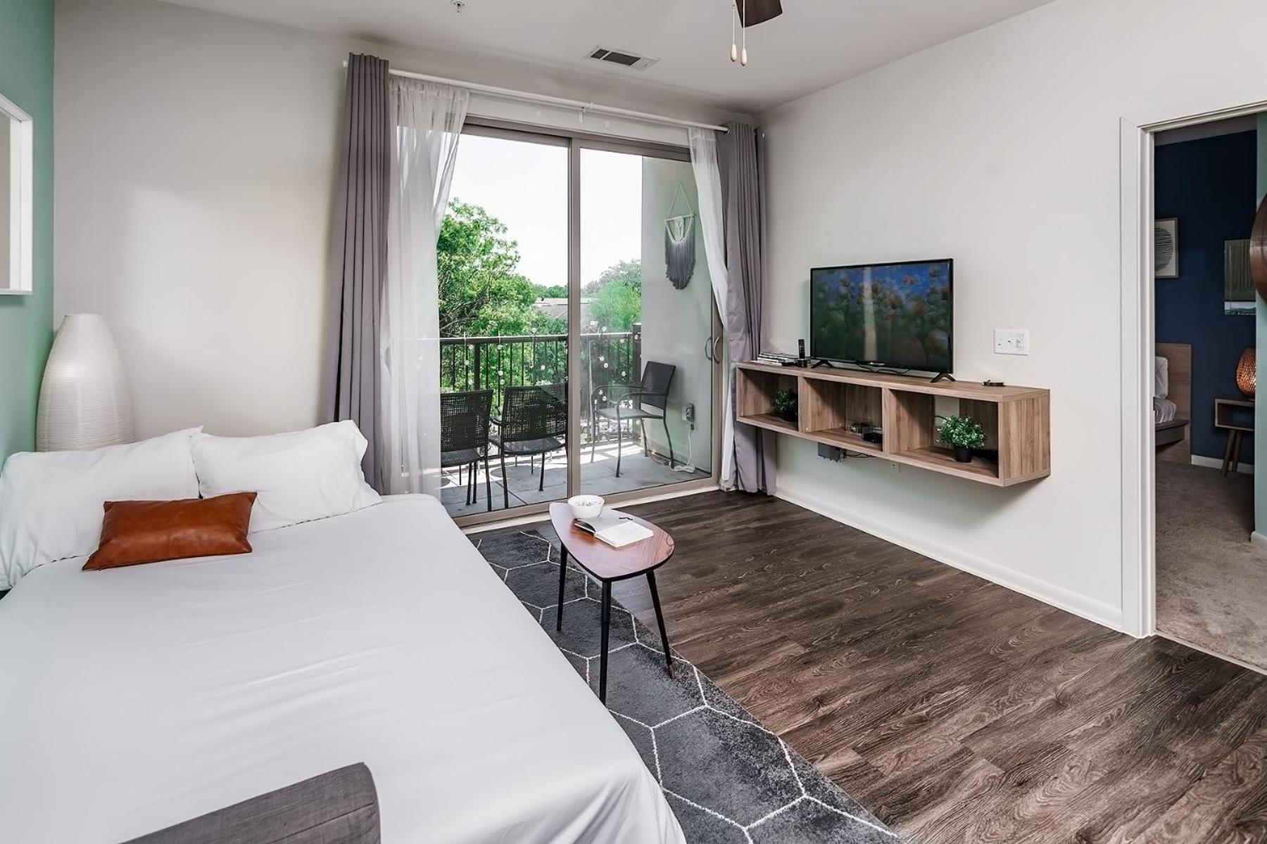 Uptown 4Th Ward Luxury Apt Year-Round Pool Charlotte Buitenkant foto