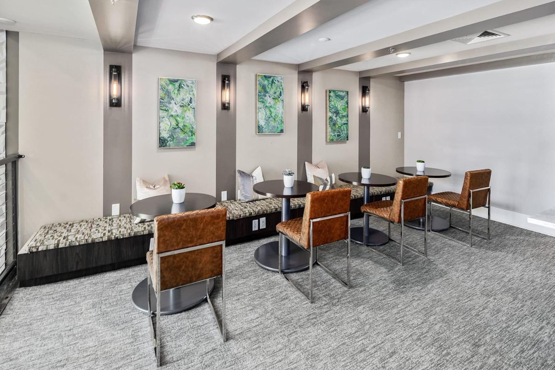 Uptown 4Th Ward Luxury Apt Year-Round Pool Charlotte Buitenkant foto