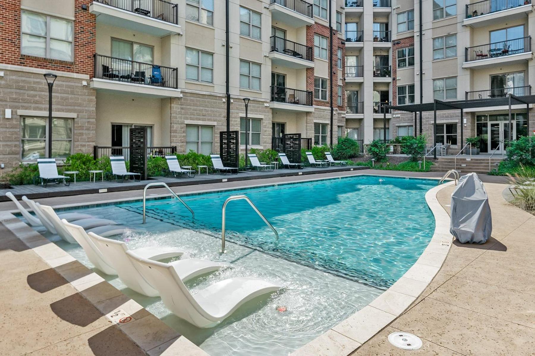 Uptown 4Th Ward Luxury Apt Year-Round Pool Charlotte Buitenkant foto